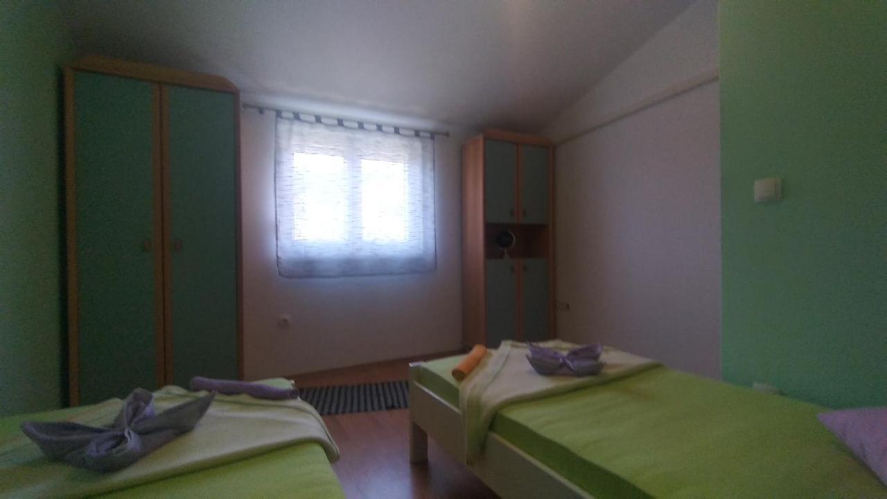 Apartman Ana プーラ エクステリア 写真